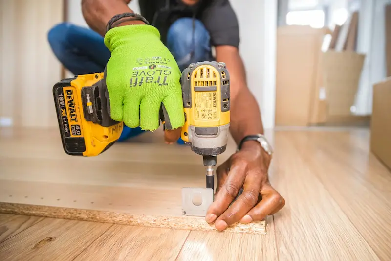 Power tool
